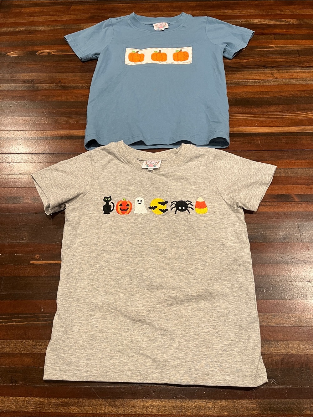 The smocking place Kids Halloween Graphic T-Shirts size 5